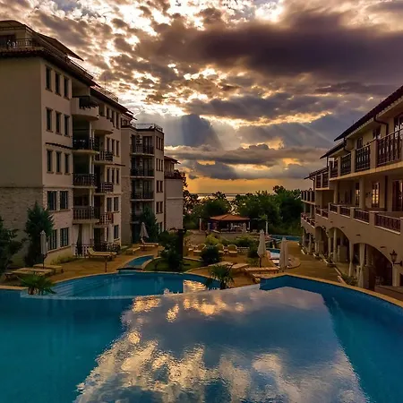 Apartment Private In The Cliff Obzor