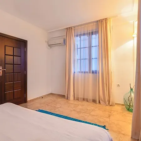 Apartment Private In The Cliff Obzor